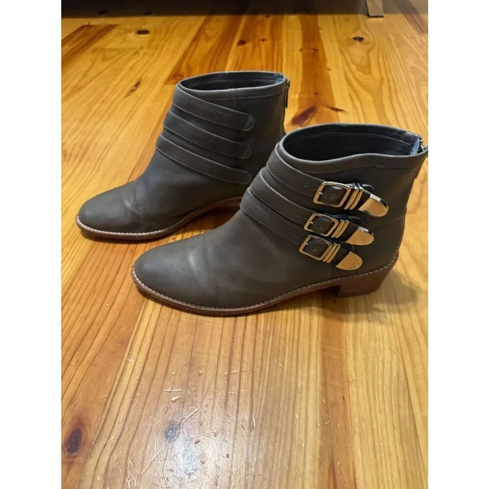 Loeffler Randall Fenton 3 Gold Tone Buckle & Green Leather Ankle Booties Size 10